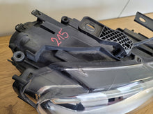 Load image into Gallery viewer, Frontscheinwerfer Audi Q3 8U0941006 Xenon Rechts Scheinwerfer Headlight SCH2675710015xx