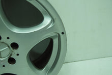 Laden Sie das Bild in den Galerie-Viewer, 1x Alufelge 18 Zoll 8.0" 5x112 44ET Glanz Silber A2204010302 Mercedes-Benz W220 FEL2282028644il