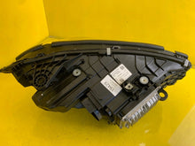 Laden Sie das Bild in den Galerie-Viewer, Frontscheinwerfer Mercedes-Benz W206 A2069060902 LED Links Headlight SCH2067696310jl