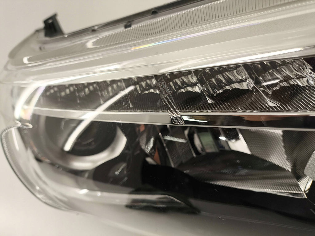 Frontscheinwerfer Toyota Hilux VIII 99226-81017 81110-0K792 LED Rechts Headlight SCH5945050349fu