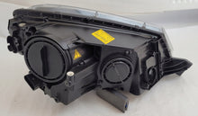 Load image into Gallery viewer, Frontscheinwerfer Skoda Yeti 5L1941015C Xenon Links Scheinwerfer Headlight
