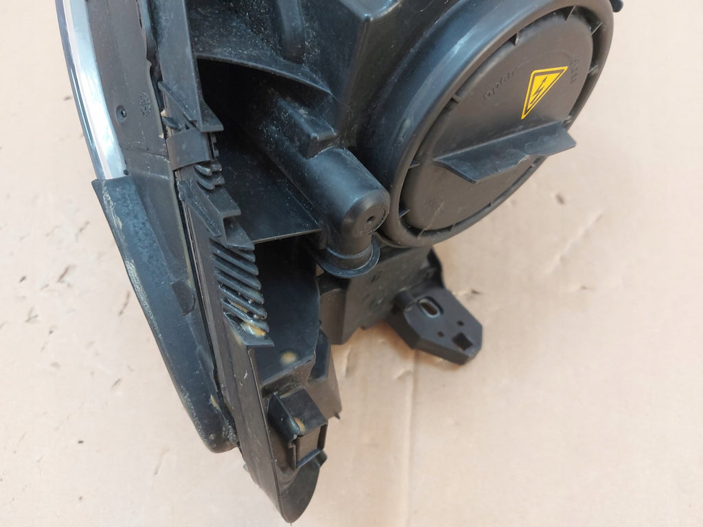 Frontscheinwerfer Mercedes-Benz W246 A2468207261 Xenon Rechts Headlight SCH3200472239xb