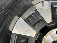 Laden Sie das Bild in den Galerie-Viewer, 1x Alufelge 17 Zoll 6.5" 4x108 32ET 35233525 Fiat X 1 Rim Wheel FEL3337232419hv