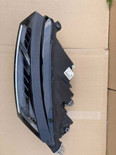 Laden Sie das Bild in den Galerie-Viewer, Frontscheinwerfer Skoda Octavia IV 5E4941015B Links Scheinwerfer Headlight SCH8540758519nh