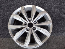 Load image into Gallery viewer, 1x Alufelge 15 Zoll 5.5&quot; 5x100 40ET Matt Silber 2G0601025 VW Polo Rim Wheel