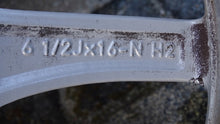 Load image into Gallery viewer, 1x Alufelge 16 Zoll 6.5" 5x112 22ET Glanz Silber 6876921 BMW 3 G21 Rim Wheel FEL1166882274zj