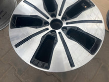 Laden Sie das Bild in den Galerie-Viewer, 1x Alufelge 19 Zoll 8.0" 5x112 34ET A2934010100 Mercedes-Benz Eqc N293 Rim Wheel FEL9495436547tm