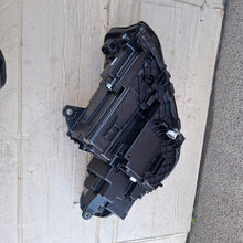 Laden Sie das Bild in den Galerie-Viewer, Frontscheinwerfer BMW X1 5A5BD47-02 Links Scheinwerfer Headlight SCH4350183332wb