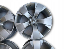 Laden Sie das Bild in den Galerie-Viewer, 4x Alufelge 18 Zoll 7.5" 5x108 50 5ET Glanz Silber 31471553 Volvo V60 I FEL8789351643nz