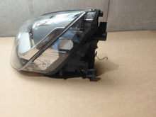 Laden Sie das Bild in den Galerie-Viewer, Frontscheinwerfer Audi A1 8X0941005 Xenon Links Scheinwerfer Headlight SCH2905132602hj