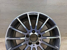 Laden Sie das Bild in den Galerie-Viewer, 1x Alufelge 18 Zoll 7.5" 5x112 52ET A1764010200- Mercedes-Benz W176 Rim Wheel FEL9079869459cu