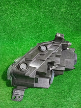 Laden Sie das Bild in den Galerie-Viewer, Frontscheinwerfer Citroën Berlingo 90146119 9816824BB0 Links Headlight