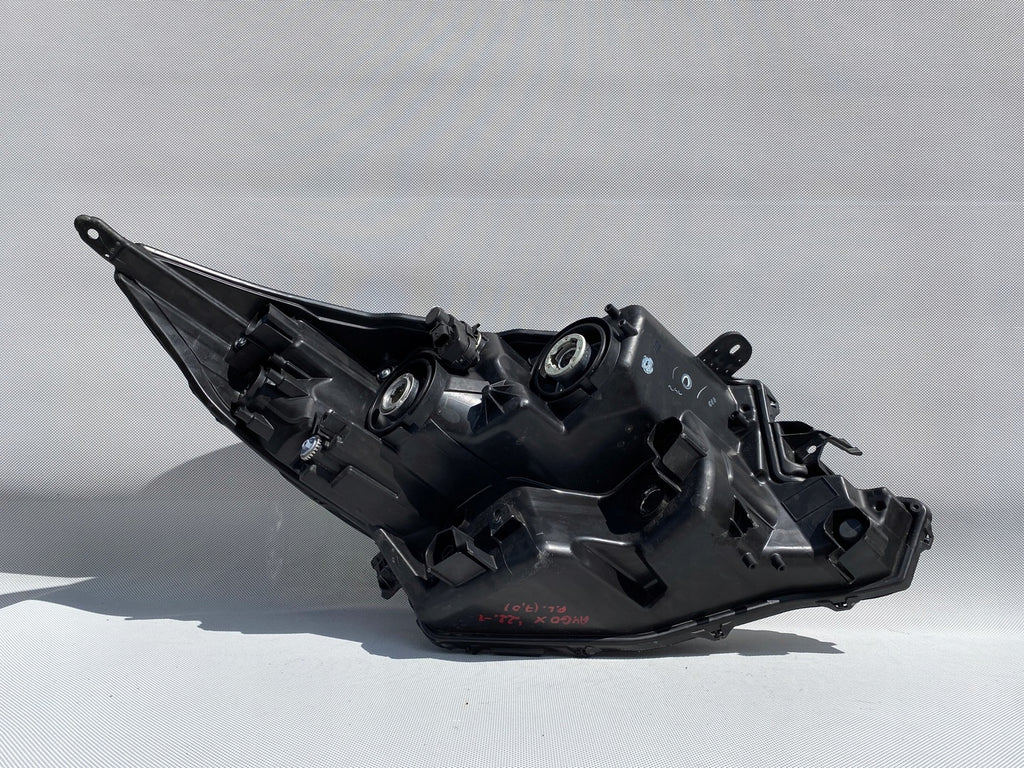 Frontscheinwerfer Toyota Aygo X 0H-3329318 Links Scheinwerfer Headlight