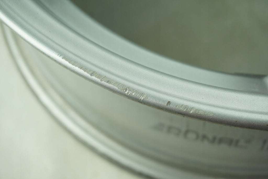 1x Alufelge 17 Zoll 6.5" 5x120 47ET Glanz Silber 6795561 BMW 1 E81 E87 Rim Wheel FEL6053801684yx