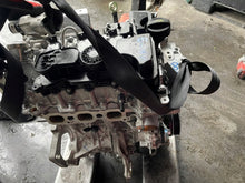 Load image into Gallery viewer, Motor Citroën Peugeot I 10XR00 HN09 1.2 Hybrid Engine Unkomplett MOT1850282196bq