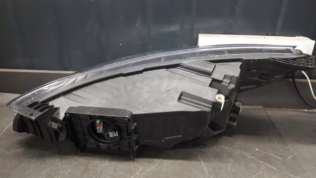 Frontscheinwerfer Ford Focus Rechts Scheinwerfer Headlight SCH7725280162bn