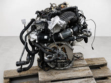 Laden Sie das Bild in den Galerie-Viewer, Motor VW T-Roc DTT 2.0 TDI 150PS 110kW 40TKm 2023 Diesel Engine Komplett MOT9240153548bc