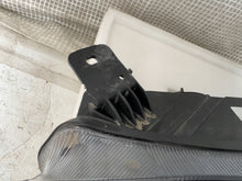 Laden Sie das Bild in den Galerie-Viewer, Frontscheinwerfer Ford Focus JX7B-13W030-CE Links Scheinwerfer Headlight SCH1055758709tw