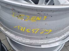 Laden Sie das Bild in den Galerie-Viewer, 1x Alufelge 17 Zoll 6.5" 5x100 39ET KBA53528 Rim Wheel FEL2749739639lp