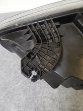 Laden Sie das Bild in den Galerie-Viewer, Frontscheinwerfer Ford Transit Custom JK21-13W030-DG Rechts oder Links