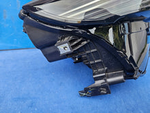 Laden Sie das Bild in den Galerie-Viewer, Frontscheinwerfer Mazda Cx30 Cx-30 DGJ1-51030 Rechts Scheinwerfer Headlight SCH5112448484tb