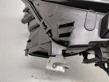 Laden Sie das Bild in den Galerie-Viewer, Frontscheinwerfer Mercedes-Benz Gla A1569061800 Xenon Rechts Headlight SCH8660341173of