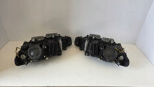 Laden Sie das Bild in den Galerie-Viewer, Frontscheinwerfer BMW 3 F30 F31 7314531 7314532 Xenon Ein Satz Headlight SCH9804215220nc