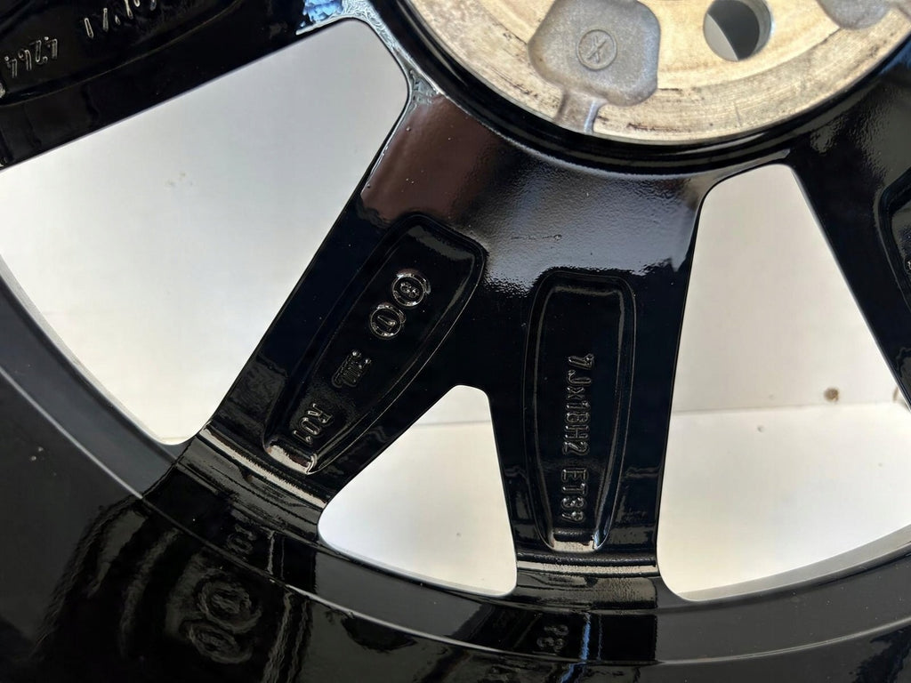 4x Alufelge 18 Zoll 7.0" 5x112 39ET Glanz Schwarz 2GM601025F VW T-Cross T Cross