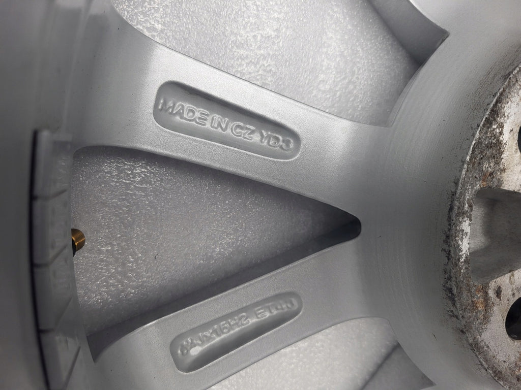 1x Alufelge 16 Zoll 6.5" 5x100 43ET 5J0601025 Skoda Fabia Ii Rim Wheel