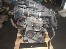 Laden Sie das Bild in den Galerie-Viewer, Motor Ford Focus M1DA 1.0 125PS 92kW 2014 Benzin Engine Unkomplett MOT5953640793tk