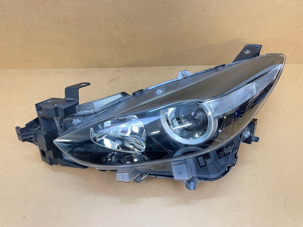 Frontscheinwerfer Mazda III BACS-51040 Links Scheinwerfer Headlight