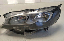 Laden Sie das Bild in den Galerie-Viewer, Frontscheinwerfer Peugeot Expert Traveller 9832837580 Ein Satz Headlight SCH6448601849ob