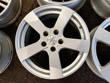 Laden Sie das Bild in den Galerie-Viewer, 4x Alufelge 17 Zoll 7.0" 5x114.3 48ET Glanz Silber KBA49295 Hyundai I Z 4 FEL6735518517rw