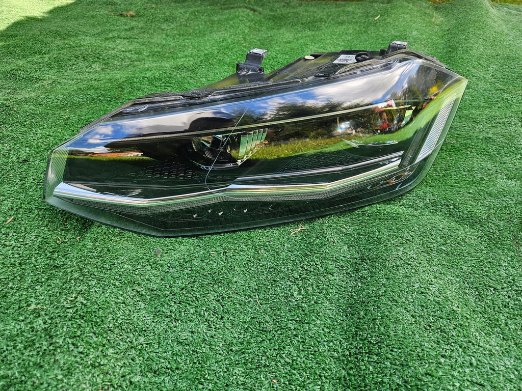 Frontscheinwerfer VW Polo 2G1941035H Halogen Links Scheinwerfer Headlight