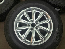 Laden Sie das Bild in den Galerie-Viewer, 4x Alufelge 17 Zoll 7.0" 5x112 34ET Glanz Silber 80A601025J Audi Q5 A3 I FEL7653894843hj