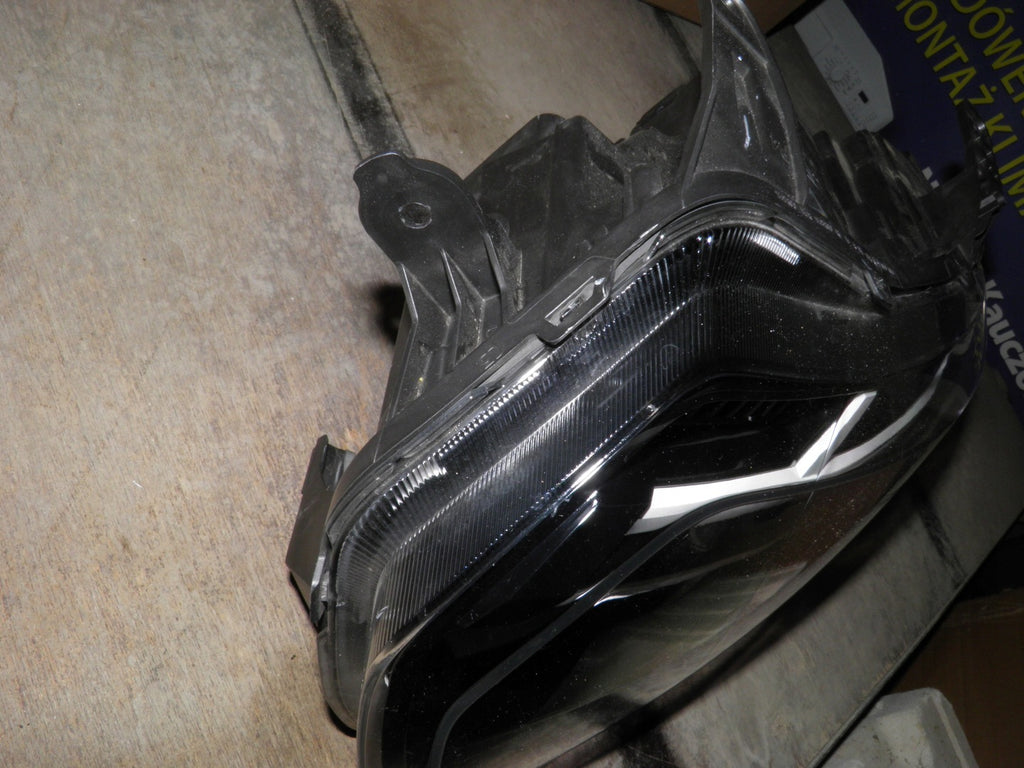 Frontscheinwerfer Dacia Duster 260602465R Links Scheinwerfer Headlight