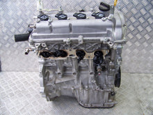 Laden Sie das Bild in den Galerie-Viewer, Motor Toyota Yaris 1.5 65TKm 2012 Benzin Engine Unkomplett MOT9261816501nx