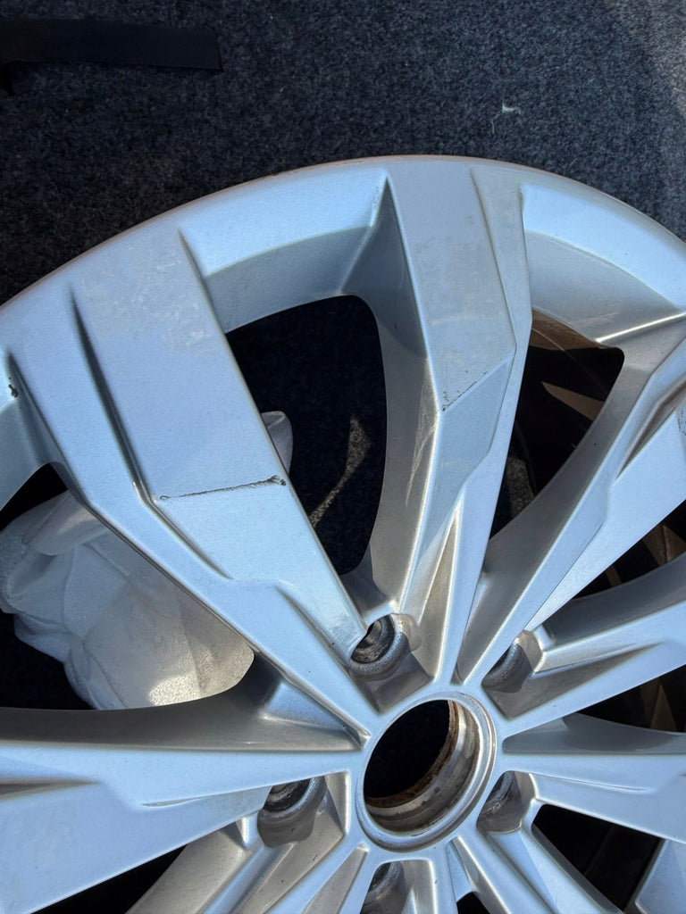 1x Alufelge 17 Zoll 2GA601025A VW T-Roc Rim Wheel FEL3554035723cd