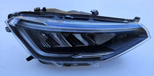 Laden Sie das Bild in den Galerie-Viewer, Frontscheinwerfer VW Taigo 2G7941006 LED Rechts Scheinwerfer Headlight