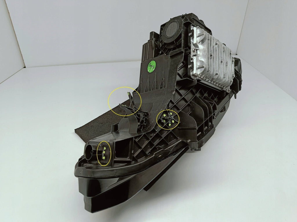 Frontscheinwerfer Volvo 80000628 Rechts Scheinwerfer Headlight SCH8517120628fx