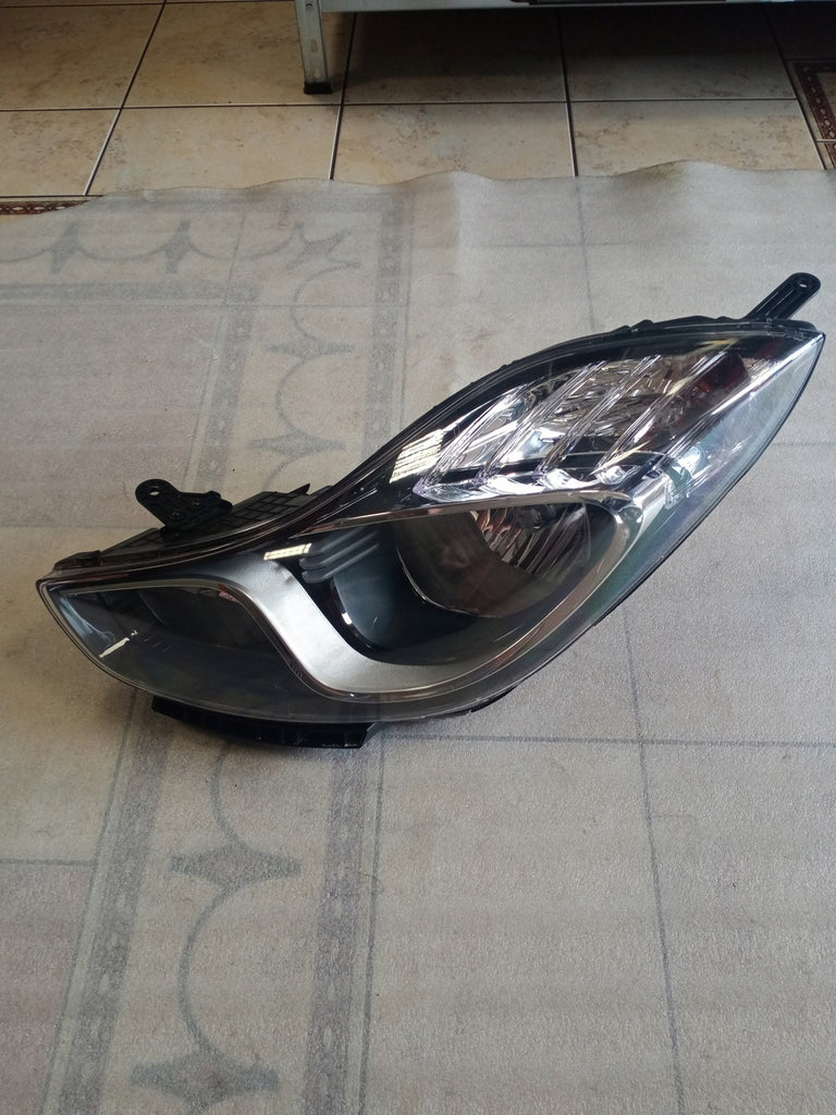 Frontscheinwerfer Hyundai Ix20 92101-1KXXX Links Scheinwerfer Headlight