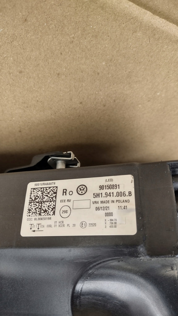 Frontscheinwerfer VW Golf VIII 5H1941006B 5H1941005C LED Rechts Headlight SCH8727397269br