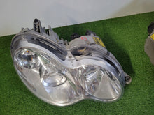 Laden Sie das Bild in den Galerie-Viewer, Frontscheinwerfer Mercedes-Benz W203 Rechts Scheinwerfer Headlight SCH6289641540xn