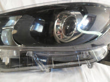 Load image into Gallery viewer, Frontscheinwerfer Toyota Yaris MM118 Links Scheinwerfer Headlight SCH1485282593rn