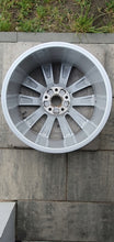 Laden Sie das Bild in den Galerie-Viewer, 1x Alufelge 18 Zoll 7.0" 5x112 43ET 83A601025G Audi Q3 Sportback F3n Rim Wheel FEL2168421929qo