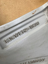 Load image into Gallery viewer, 4x Alufelge 17 Zoll 8.0" 5x120 6790172 BMW F11 F10 Rim Wheel FEL6806295174zl