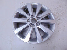 Load image into Gallery viewer, 1x Alufelge 15 Zoll 5.5" 5x100 40ET Glanz Silber 6F0601025G Seat I Ibiza FEL7666654112az