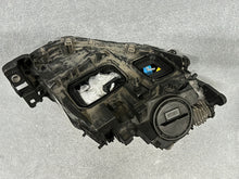 Laden Sie das Bild in den Galerie-Viewer, Frontscheinwerfer Mercedes-Benz W166 A1669062703-166 LED Links Headlight SCH7315762840we