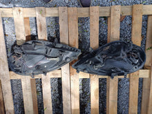 Laden Sie das Bild in den Galerie-Viewer, Frontscheinwerfer Opel Vivaro A 93859830 8200701356 LED Rechts oder Links