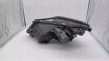Laden Sie das Bild in den Galerie-Viewer, Frontscheinwerfer Mercedes-Benz C207 A2078204461MERC Rechts Headlight SCH5410472287cv